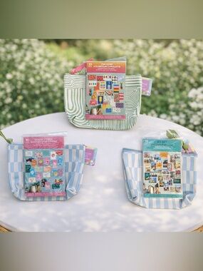 NEW | Postcards, Thank you or Wall Collage card Kit w/Bag – 30 Cards per set